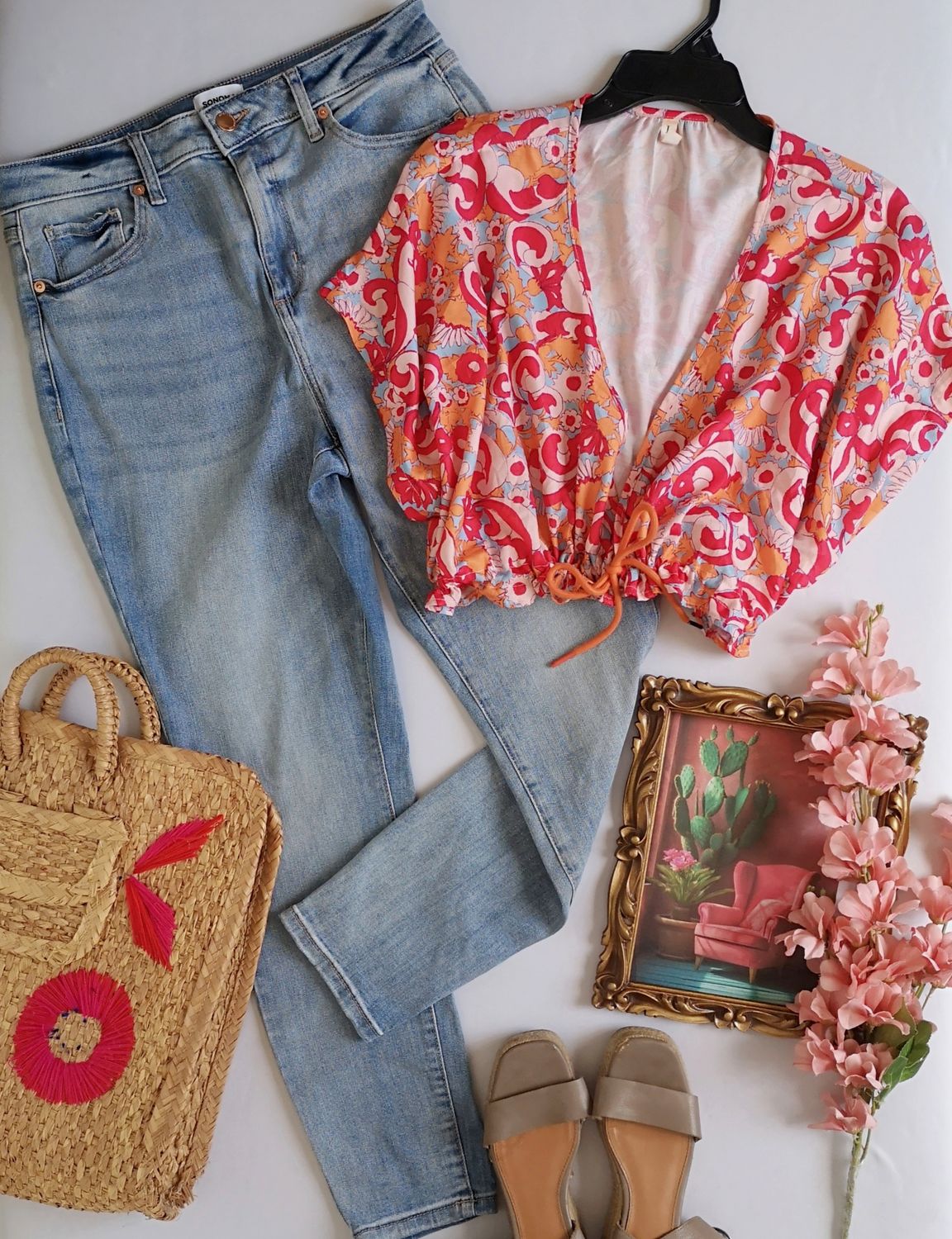 JEANS STRECH CON BLUSA CORTA