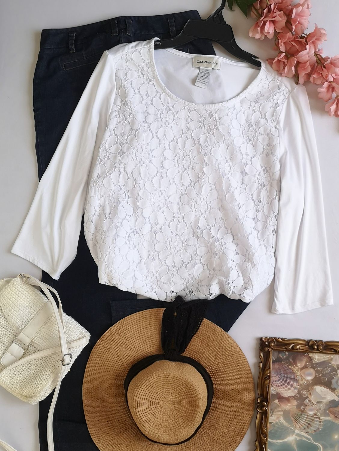 BLUSA CON ENCAJE MANGA 3/4 ❤️