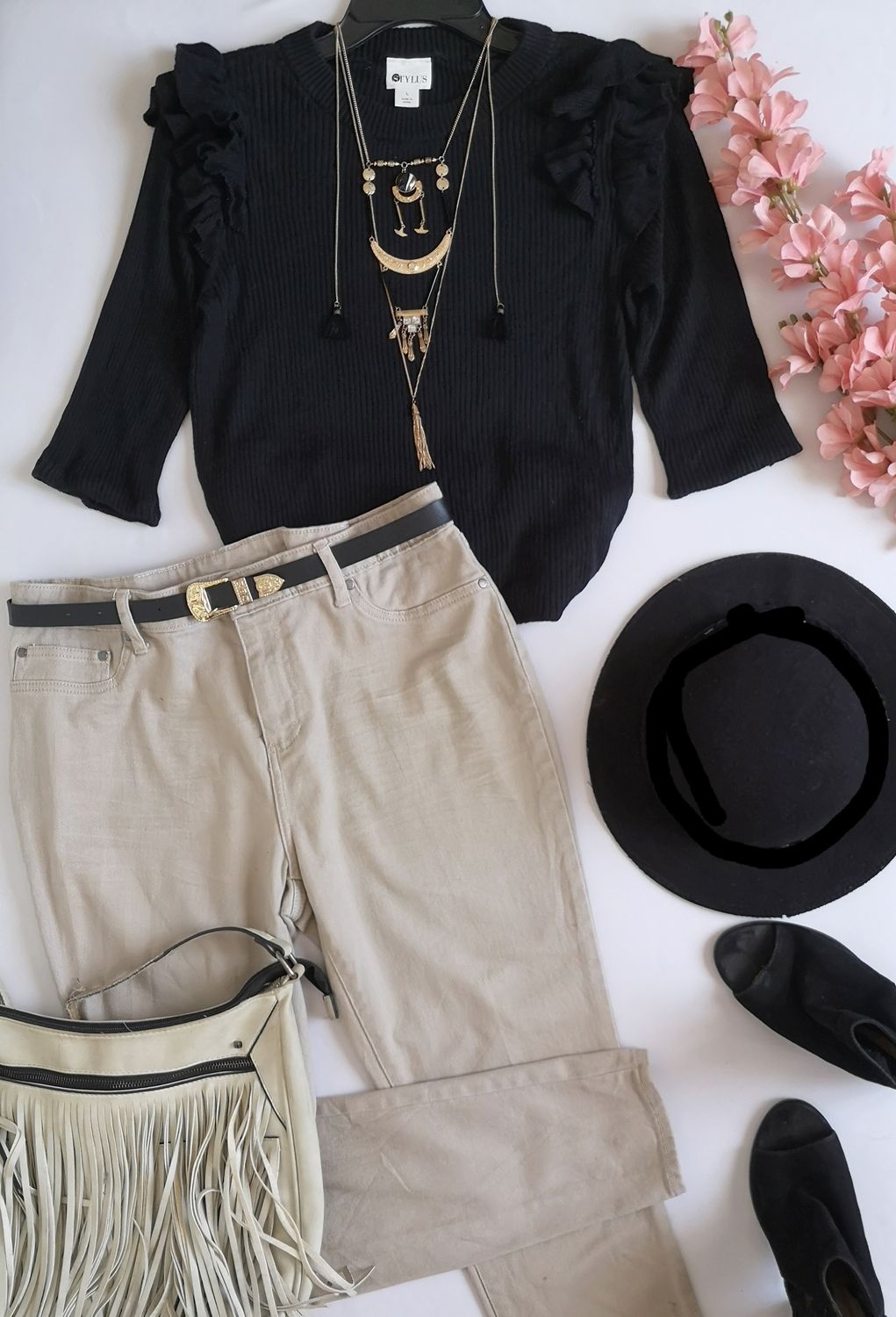 BLUSA ACANALADA CON JEANS ⚓