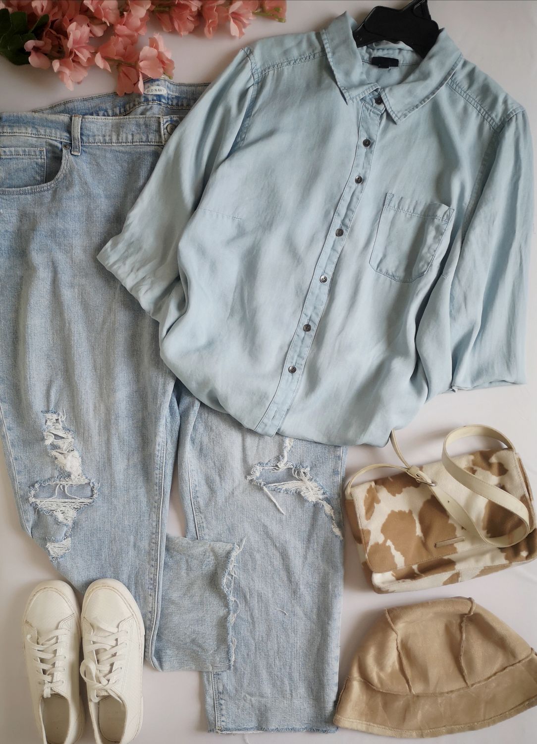 BLUSA LONA SUAVE CON JEANS RASGADO ⚓