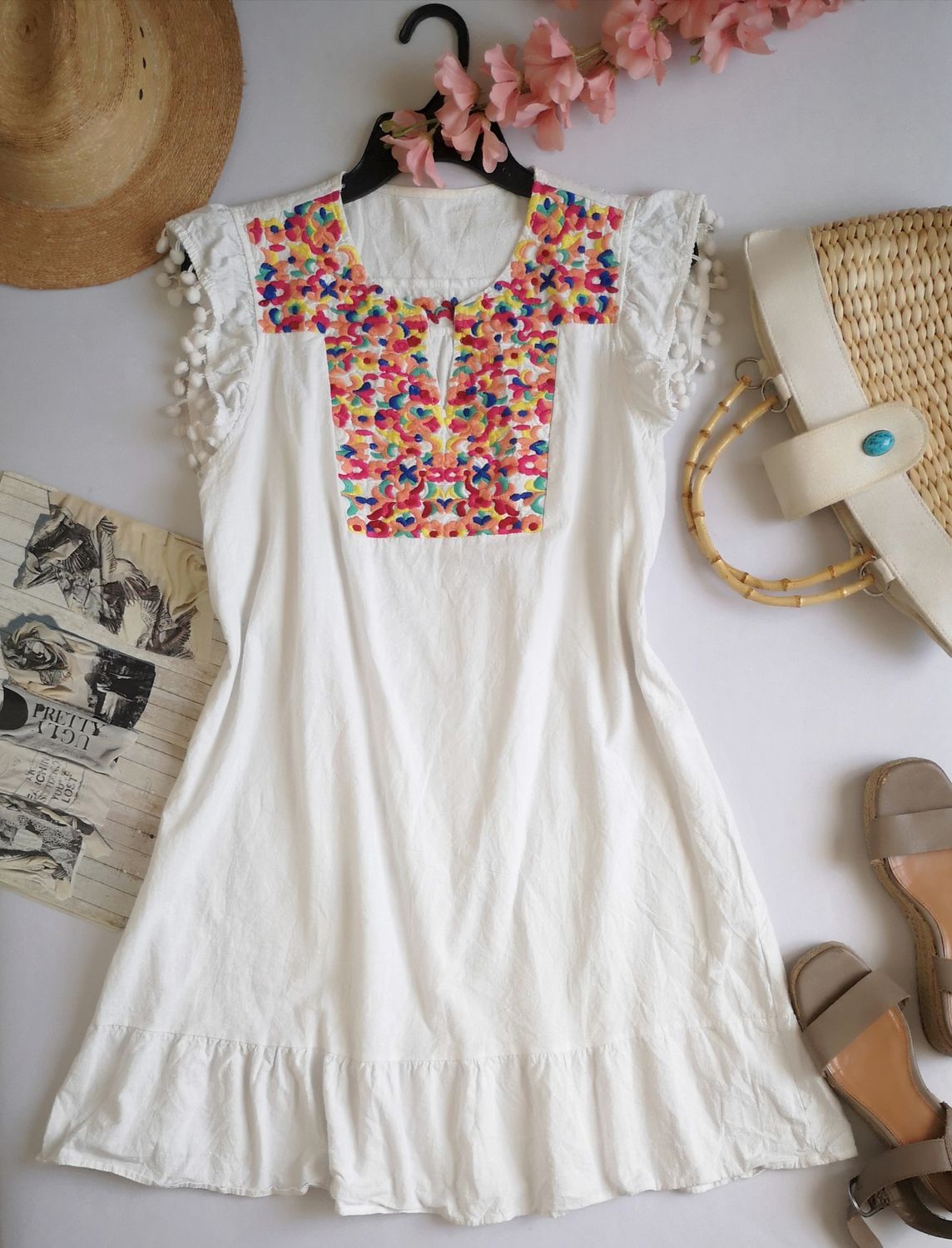 VESTIDO HOLGADO BORDADO