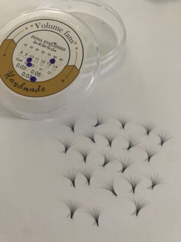 pre hand fans ( A Box of 500 Fans) 8D C curl 9mm 0.03