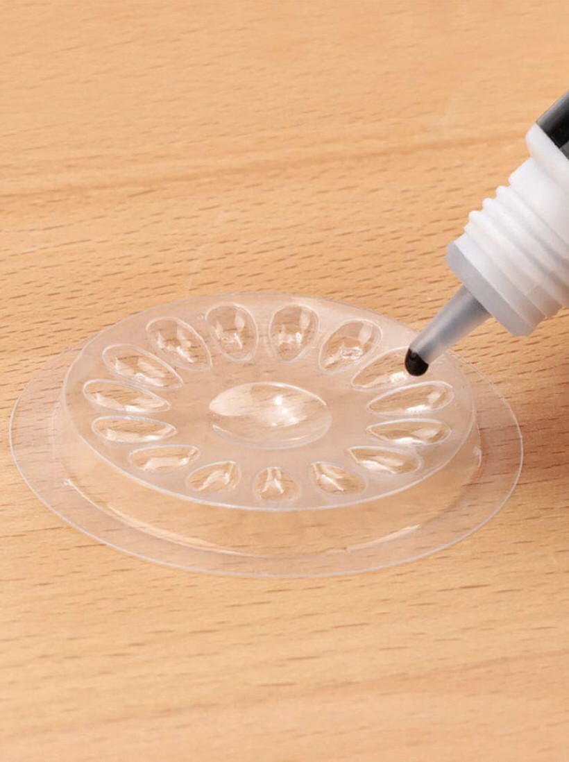 Circle Plastic Lash Fan Holder 2" Disposable