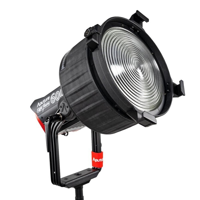 APUTURE F10 lentille Fresnel Bowens mount