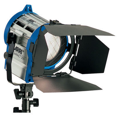 HMI FRESNEL 200W