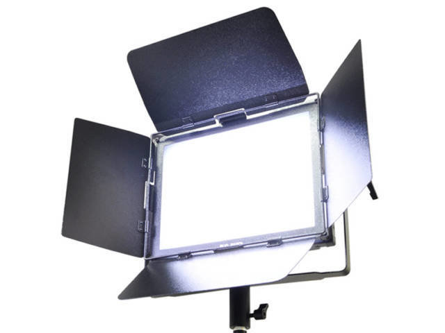 CINEROID LM 800