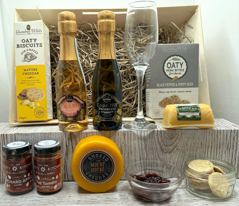 Two Mixed Prosecco Cheese Savoury Box