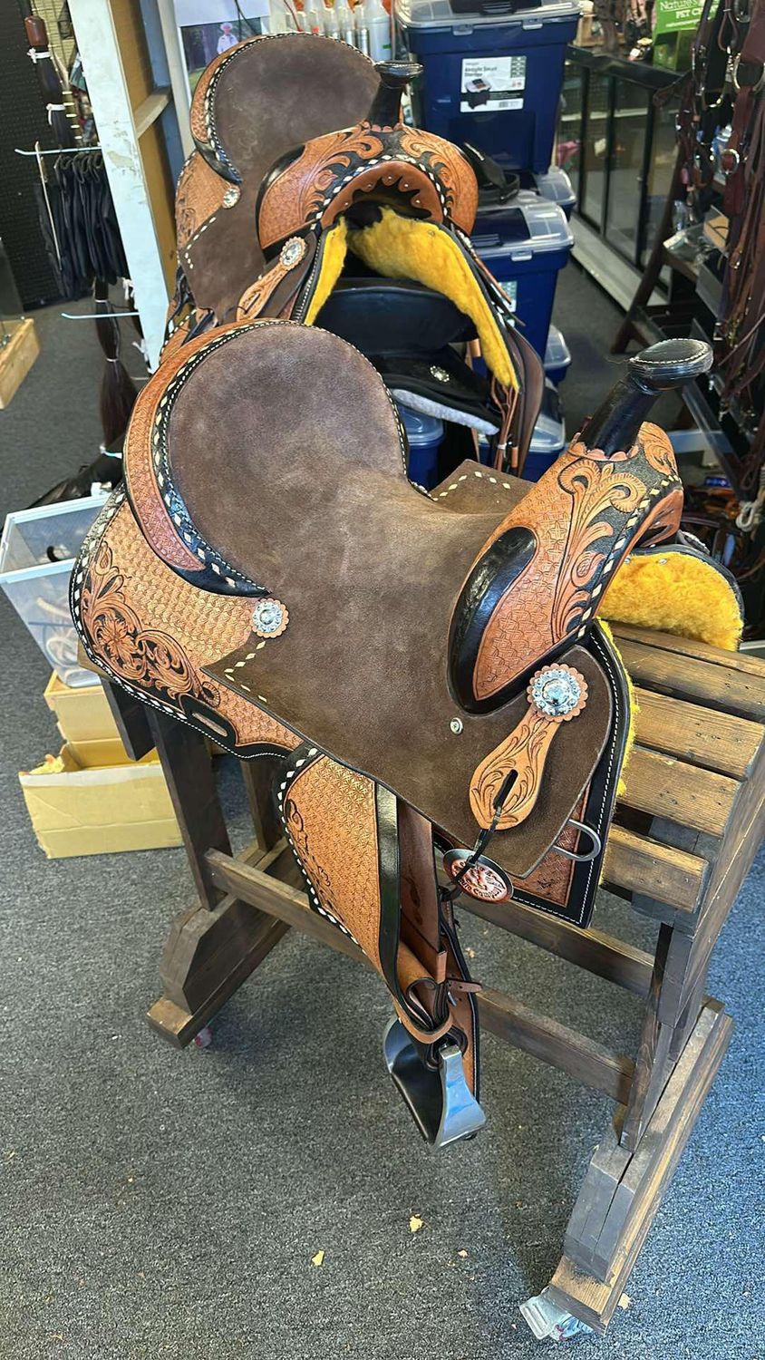 Barrel saddle Tooled with Deep Seat, Size: 14&quot; Seat