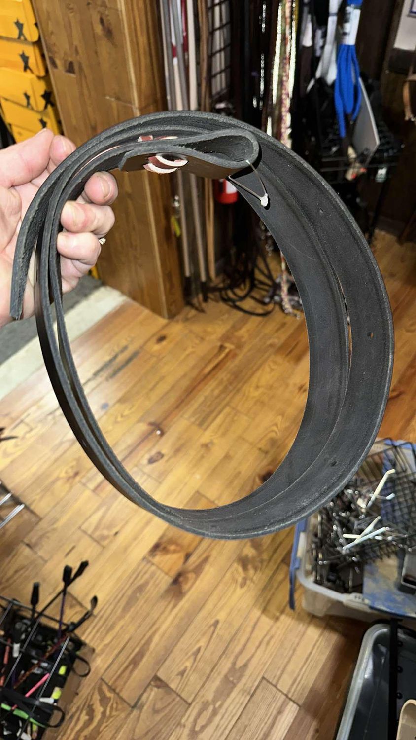 All leather heavy Duty Latigo Strap, Color: Black