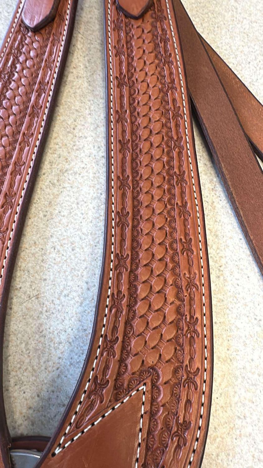 Pulling Collar, Oil Dye Color: Natural Oil, Style/Design: Basket Weave/Barbwire Tooling