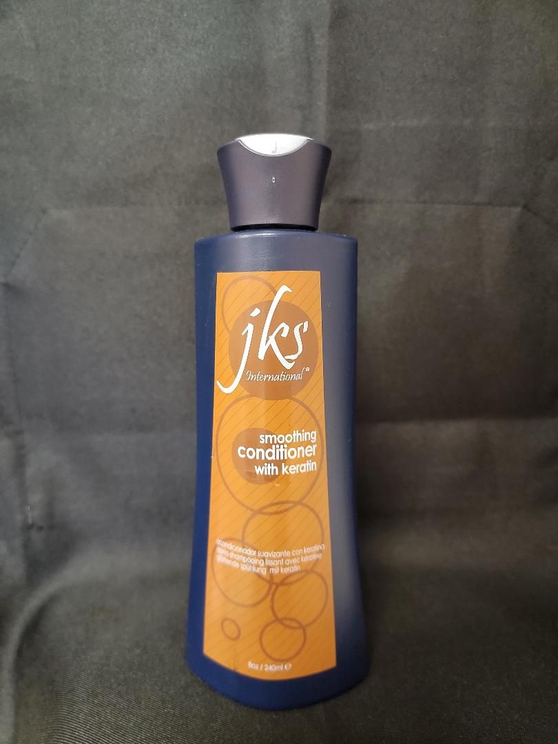 W Smoothing Conditioner w/Keratin 8oz