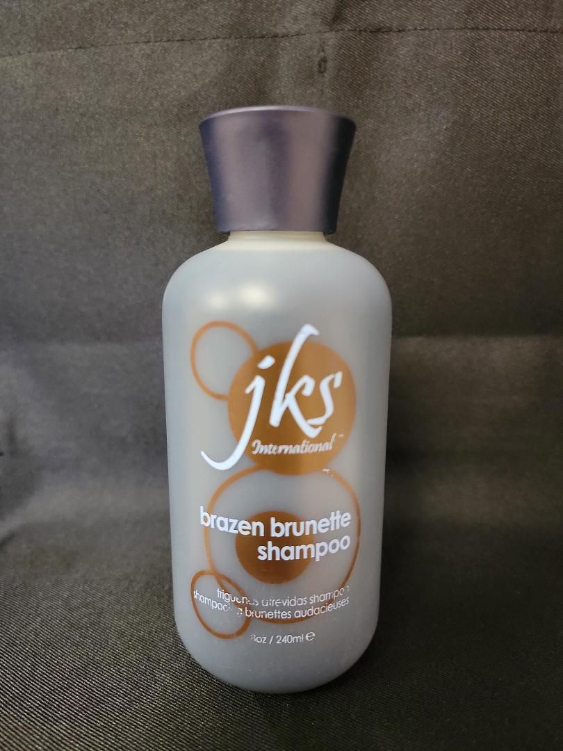 W Brazen Brunette Shampoo 8 oz