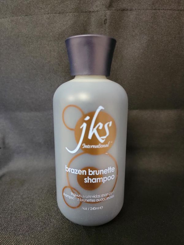 W Brazen Brunette Shampoo 8 oz