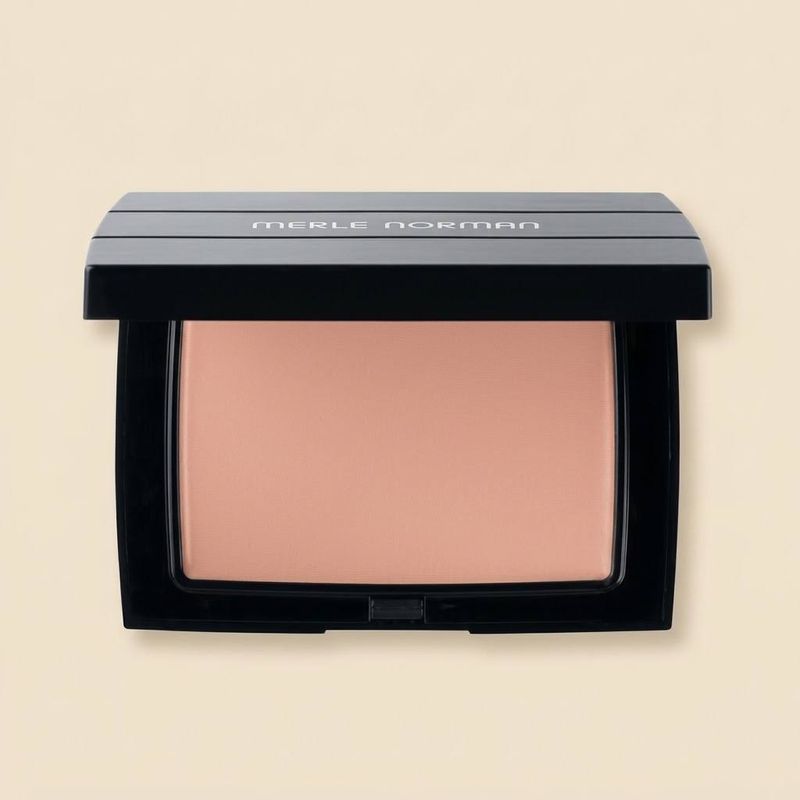 Total Finish Compact Makeup (Alabaster Beige)