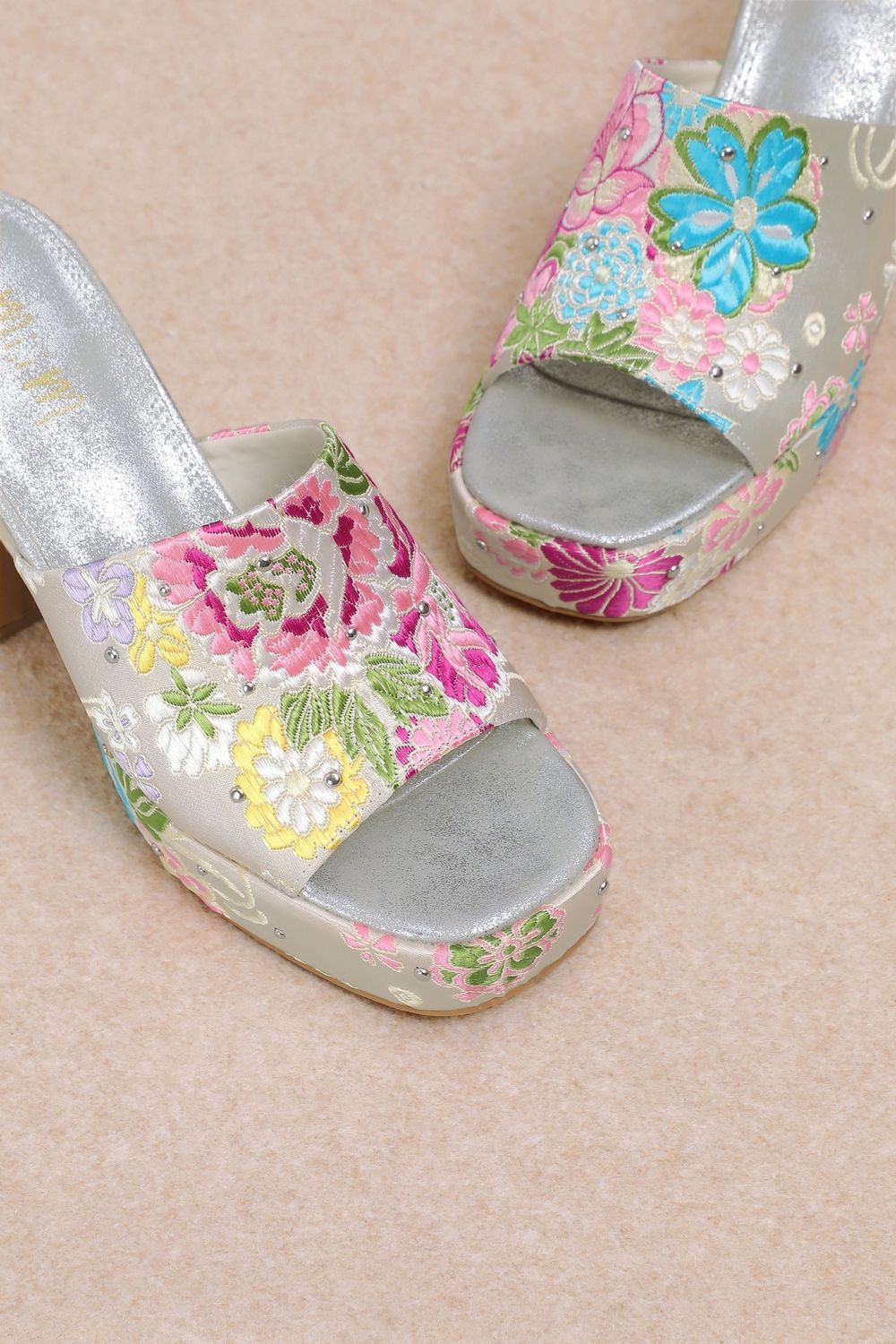 Chic Brocade Slide Sandals, Colour: Floral, Size: 6