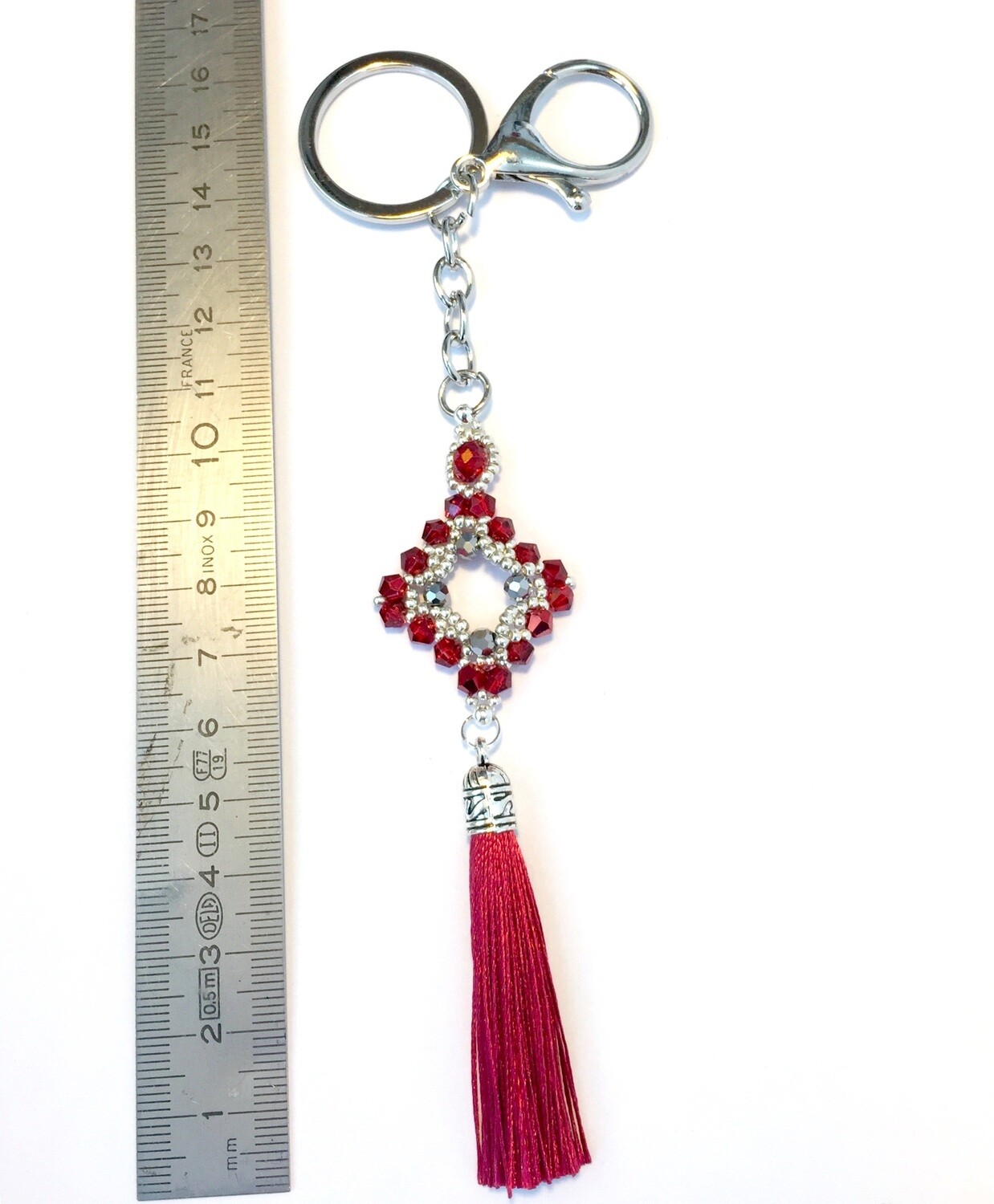Losange rouge pendentif de sac ou porté clé/ fait main pièce unique