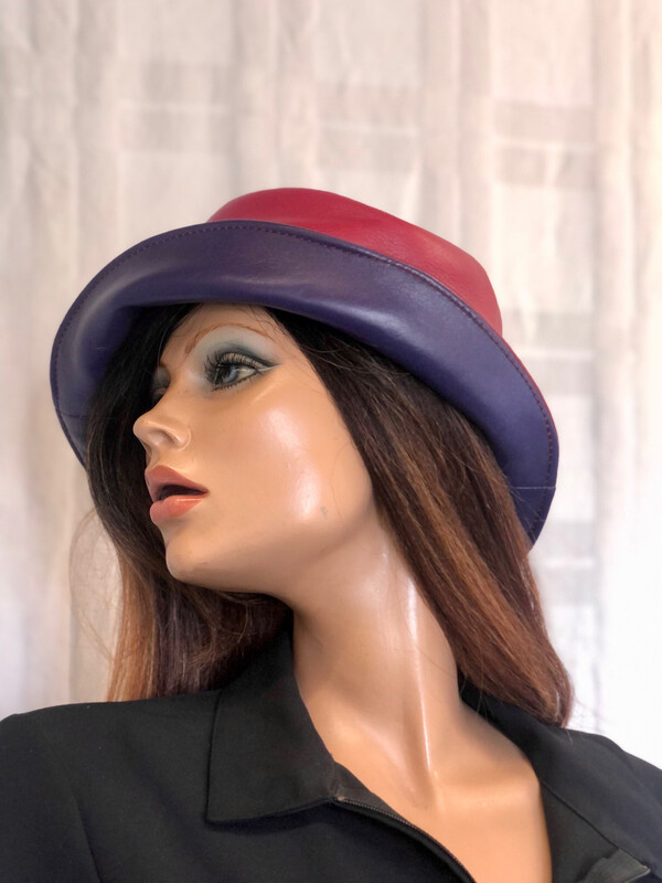 Bob cuir sur mesure rouge et intérieur cuir violet et coton, haut de gamme fait à Toulouse France #bobcuir