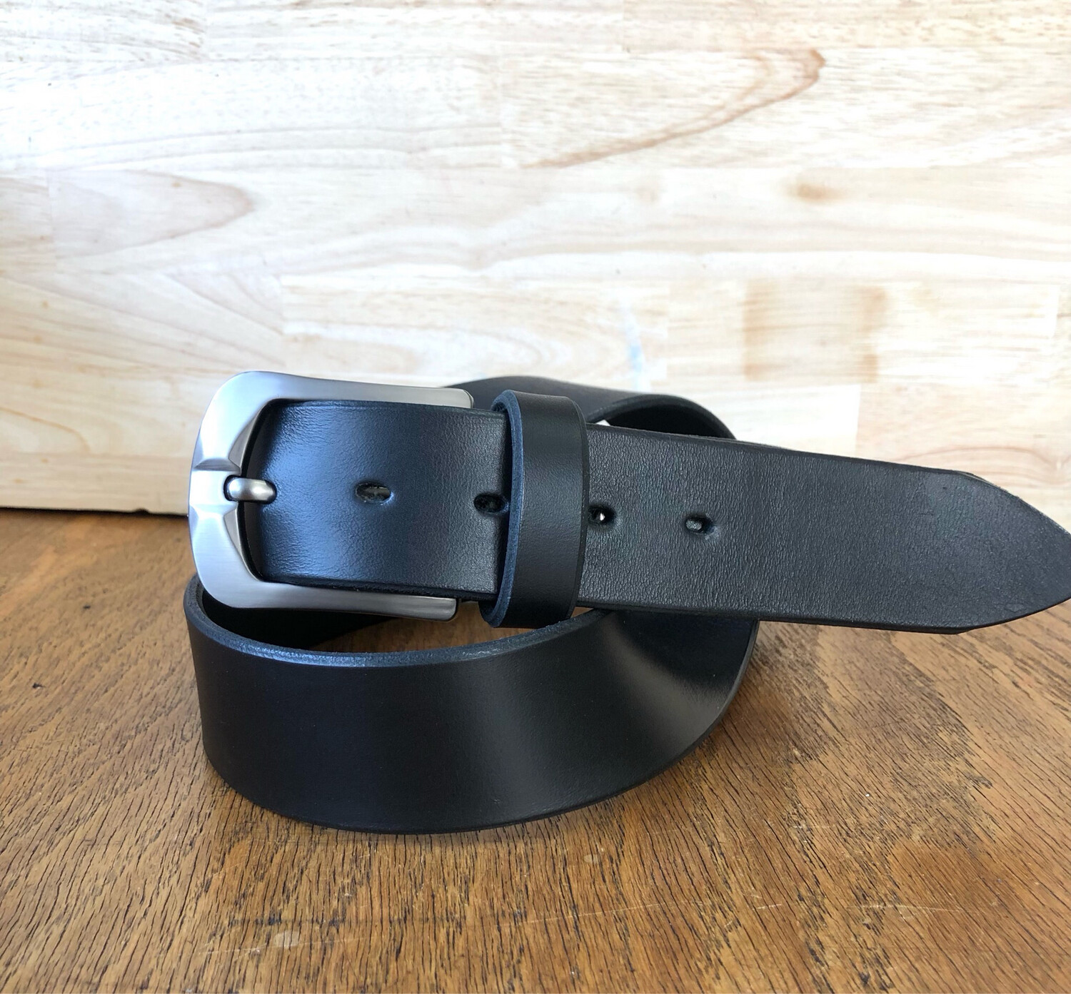 Ceinture cuir noir pleine fleur fabrication artisanale Toulouse largeur 4 cm épaisseur 4 mm idéal pour jeans, #ceinturecuirfrançais