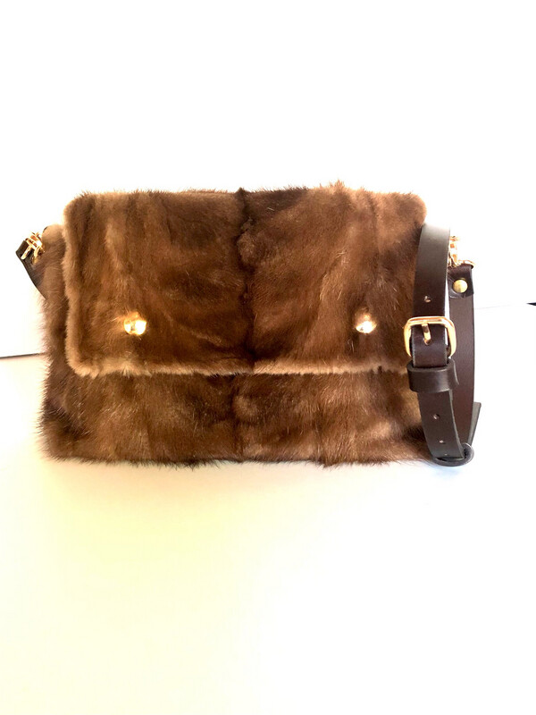 Doudou sac cuir Français et fourrure de vison upcyclée pièce unique fait à Toulouse France, sur mesure, #saccuirfaitenfrance #sacfourrure