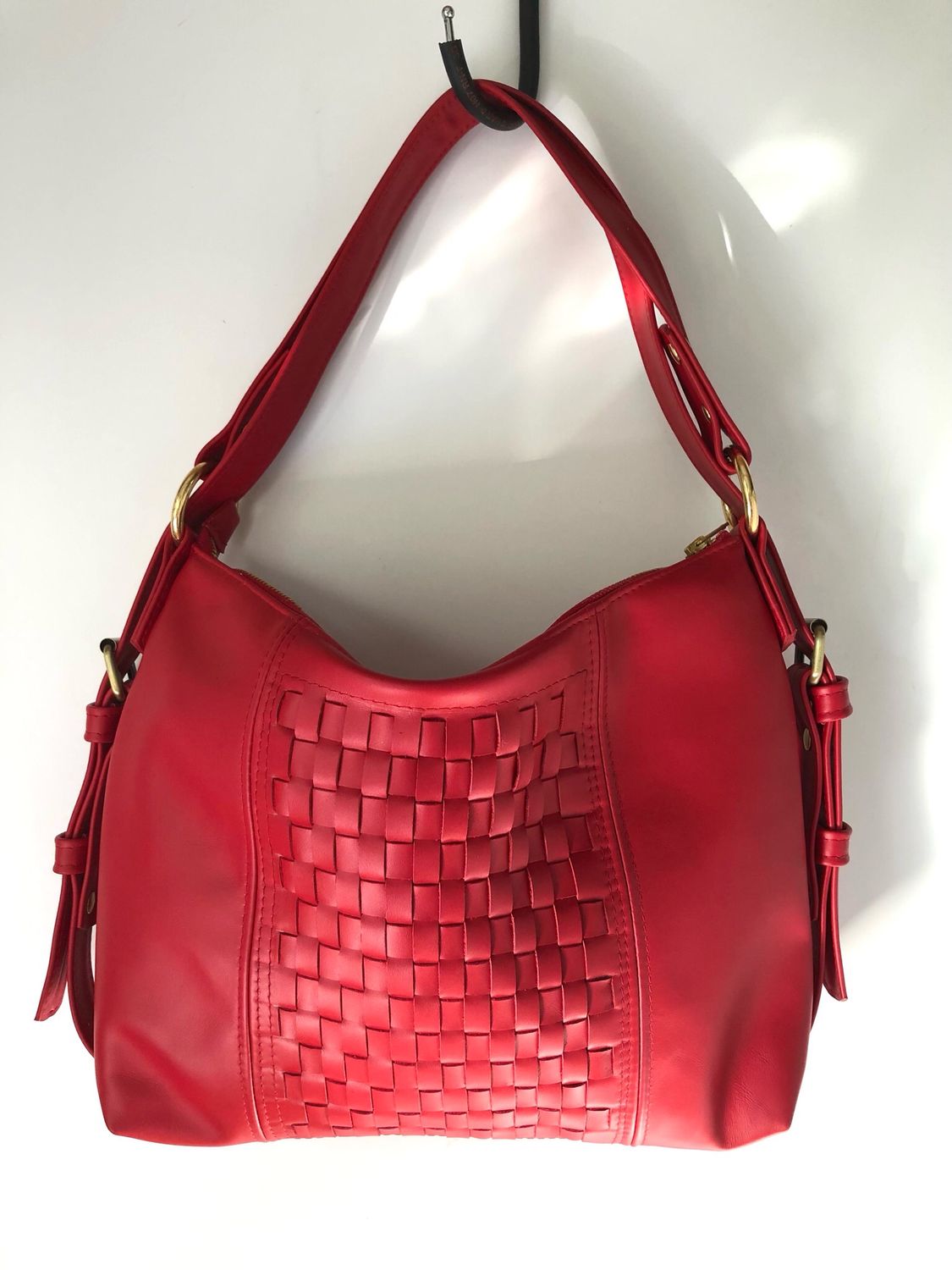 Sac Saba tressé en cuir rouge