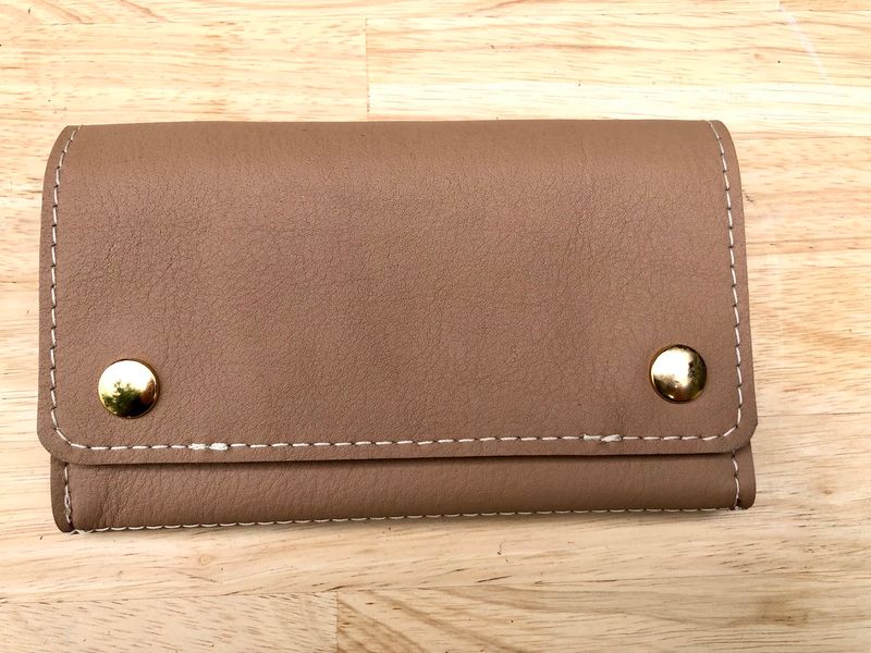 Porte-monnaie en cuir beige et rouille