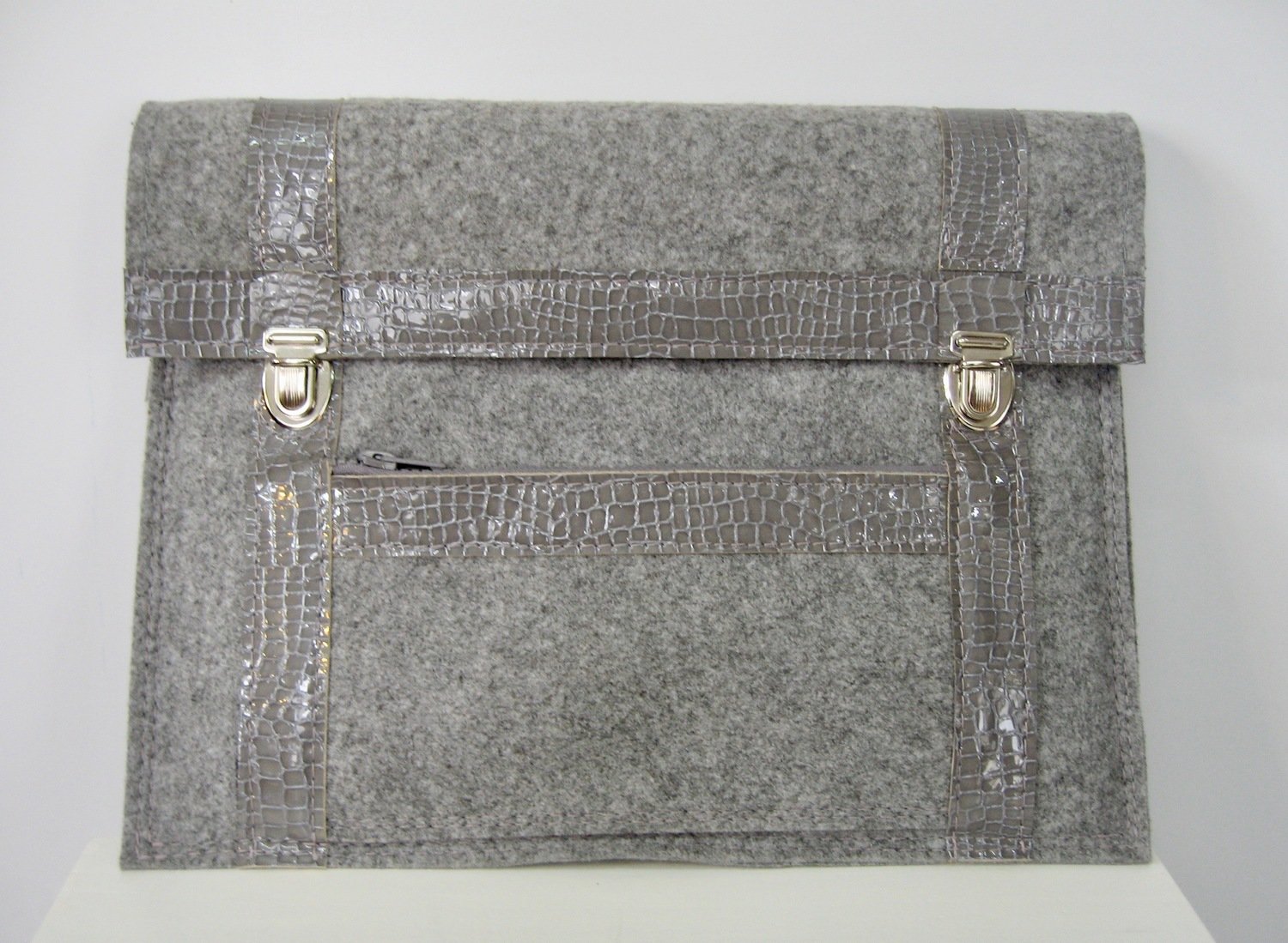Housse MacBook Air 13 pouces Grisette en cuir et feutre
