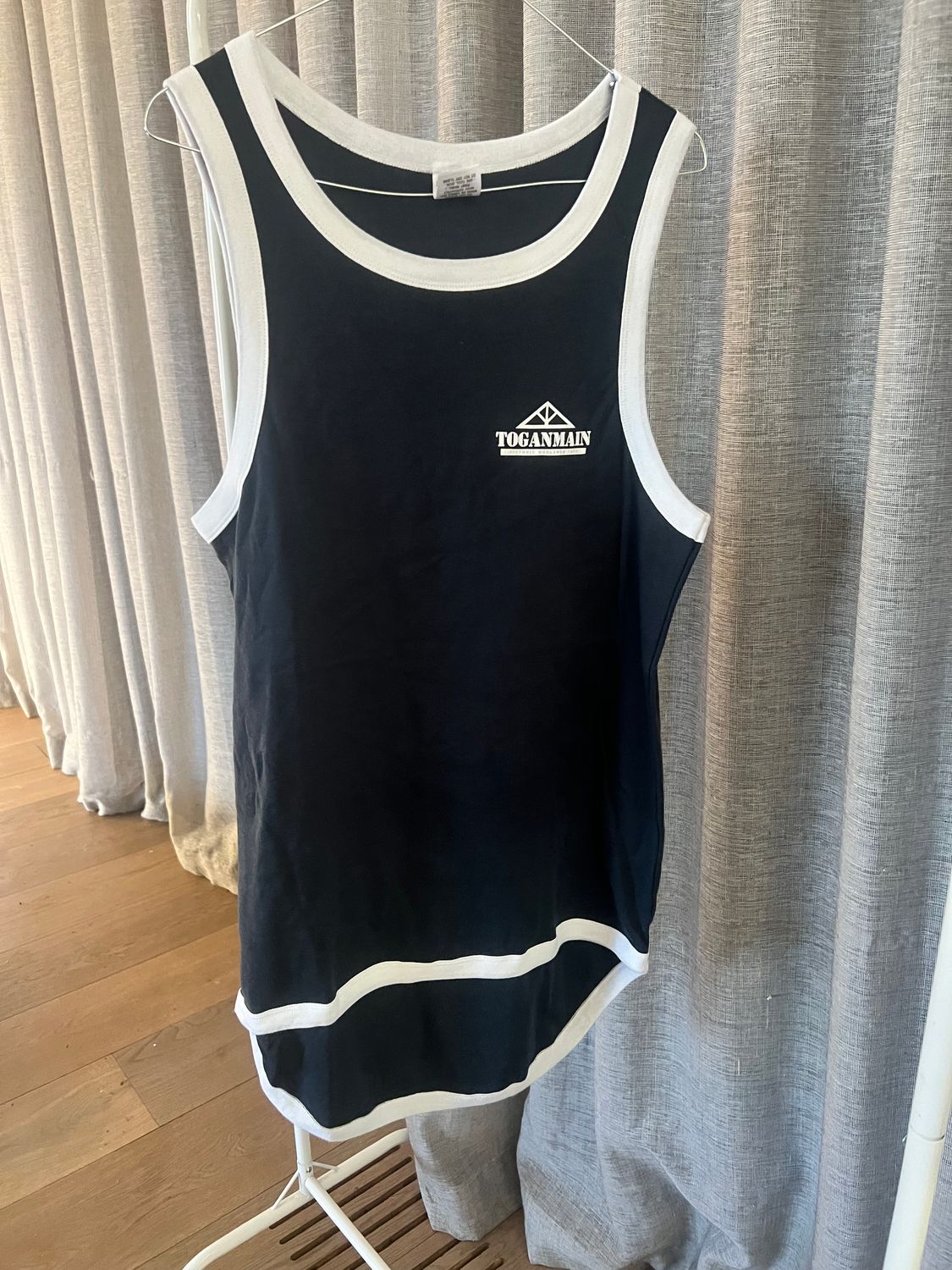 Shearers Singlet - Navy with  white trim.