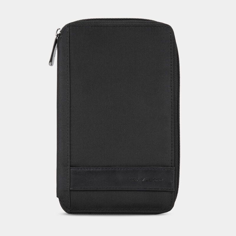 RFID BLOCKING MULTI-PASSPORT HOLDER (83100) 