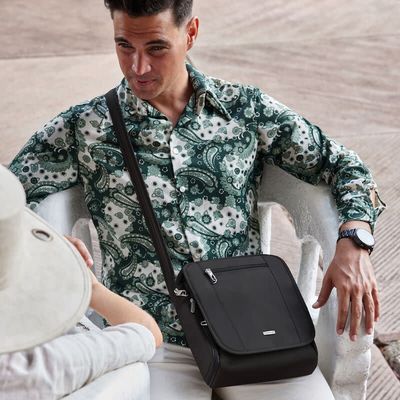 ANTI-THEFT CLASSIC MEDIUM TOUR BAG (42472) BLACK