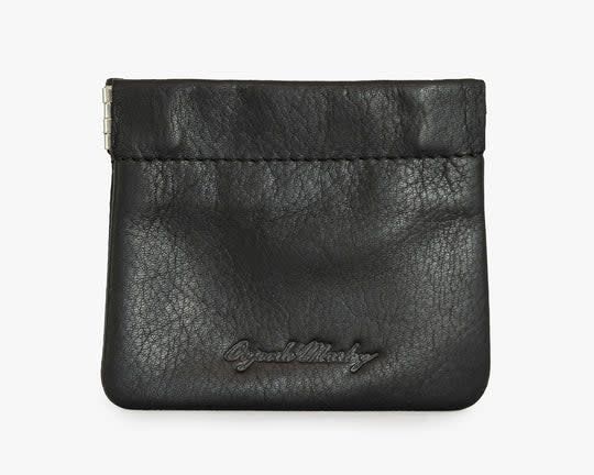 LEATHER FACILE POUCH (1903)