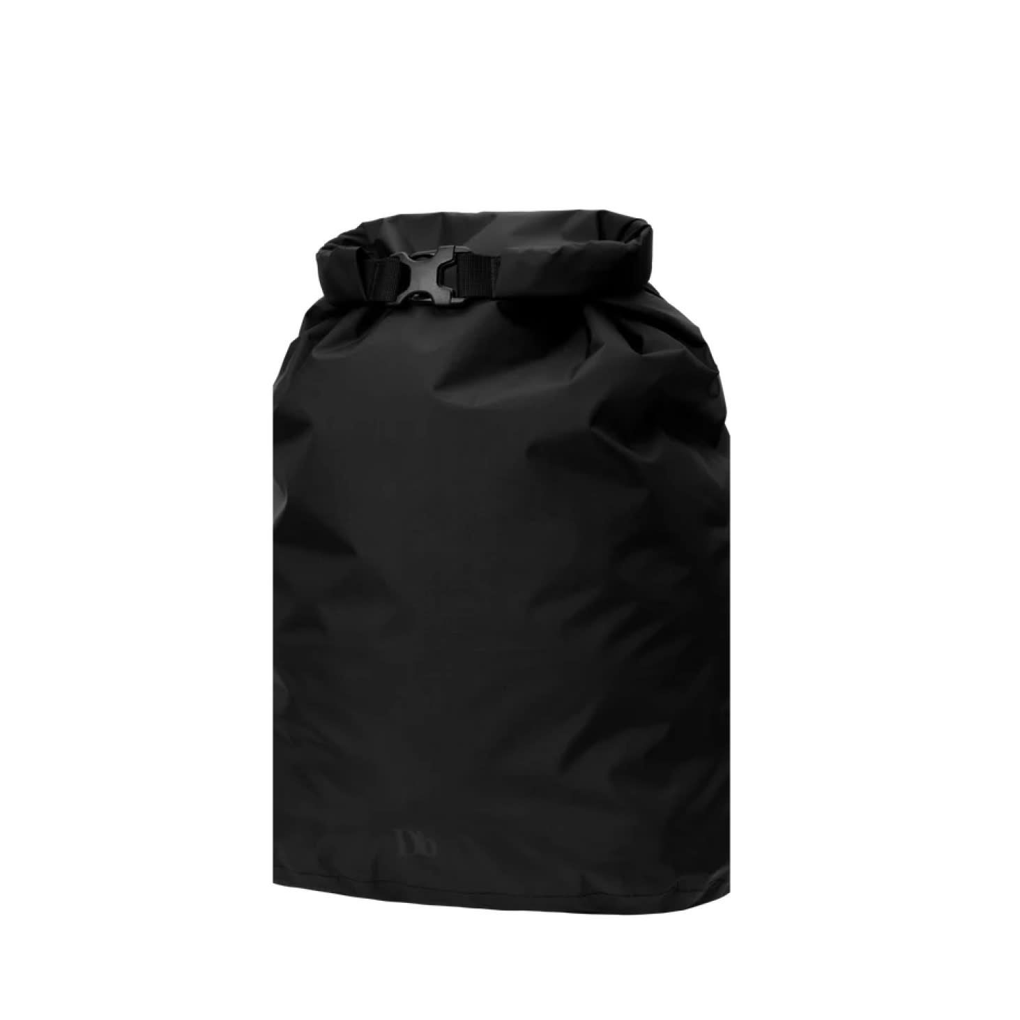 ESSENTIAL DRYBAG 26L BLACK OUT