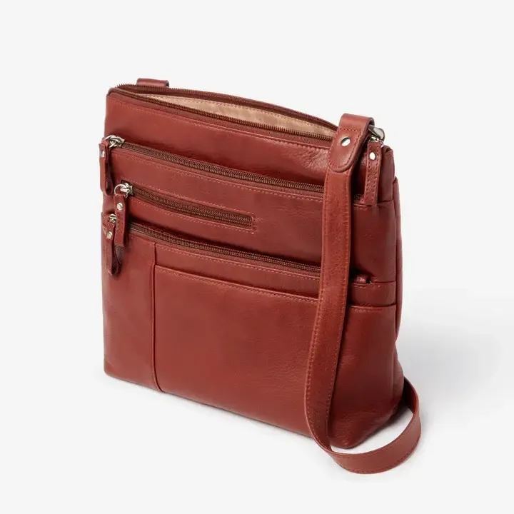 LARGE LEATHER CROSSBODY TRAVELLER (7003) BRANDY