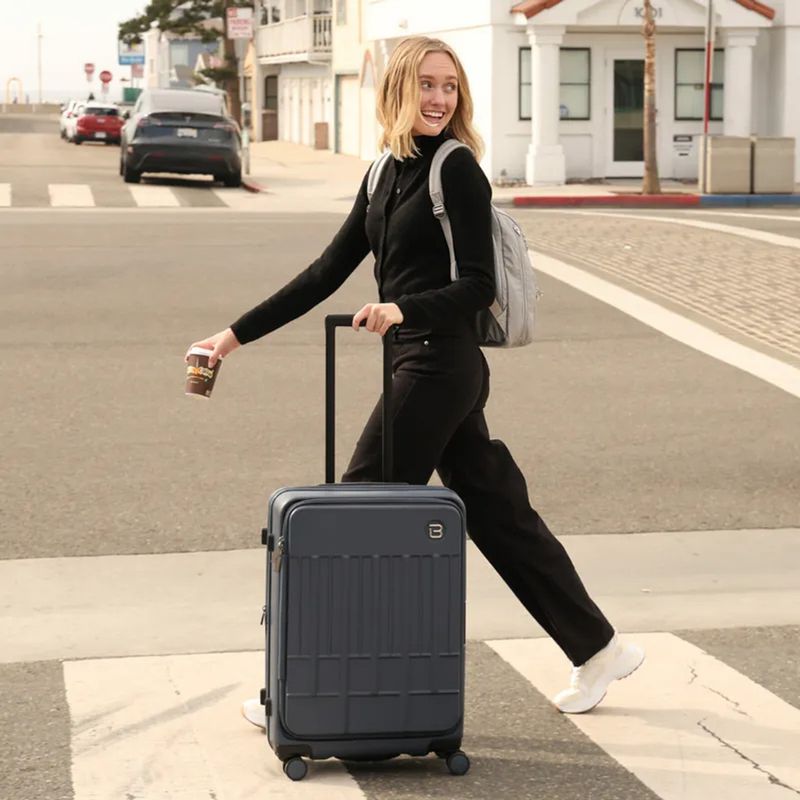 POSH VOYAGE 24" SPINNER (BU6882PC24)