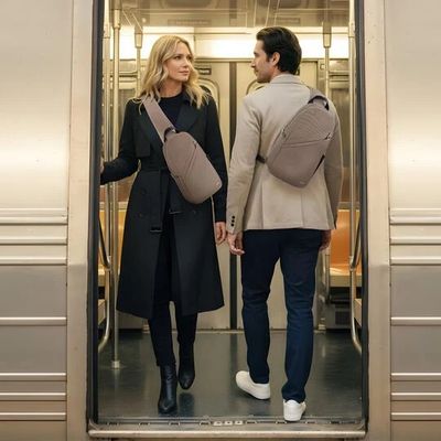 CLASSIC ANTI-THEFT SLING BAG (42887