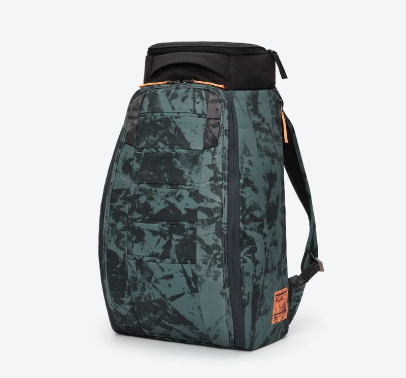 HUGGER BACKPACK 30L AGATE GREEN (1000176202401)