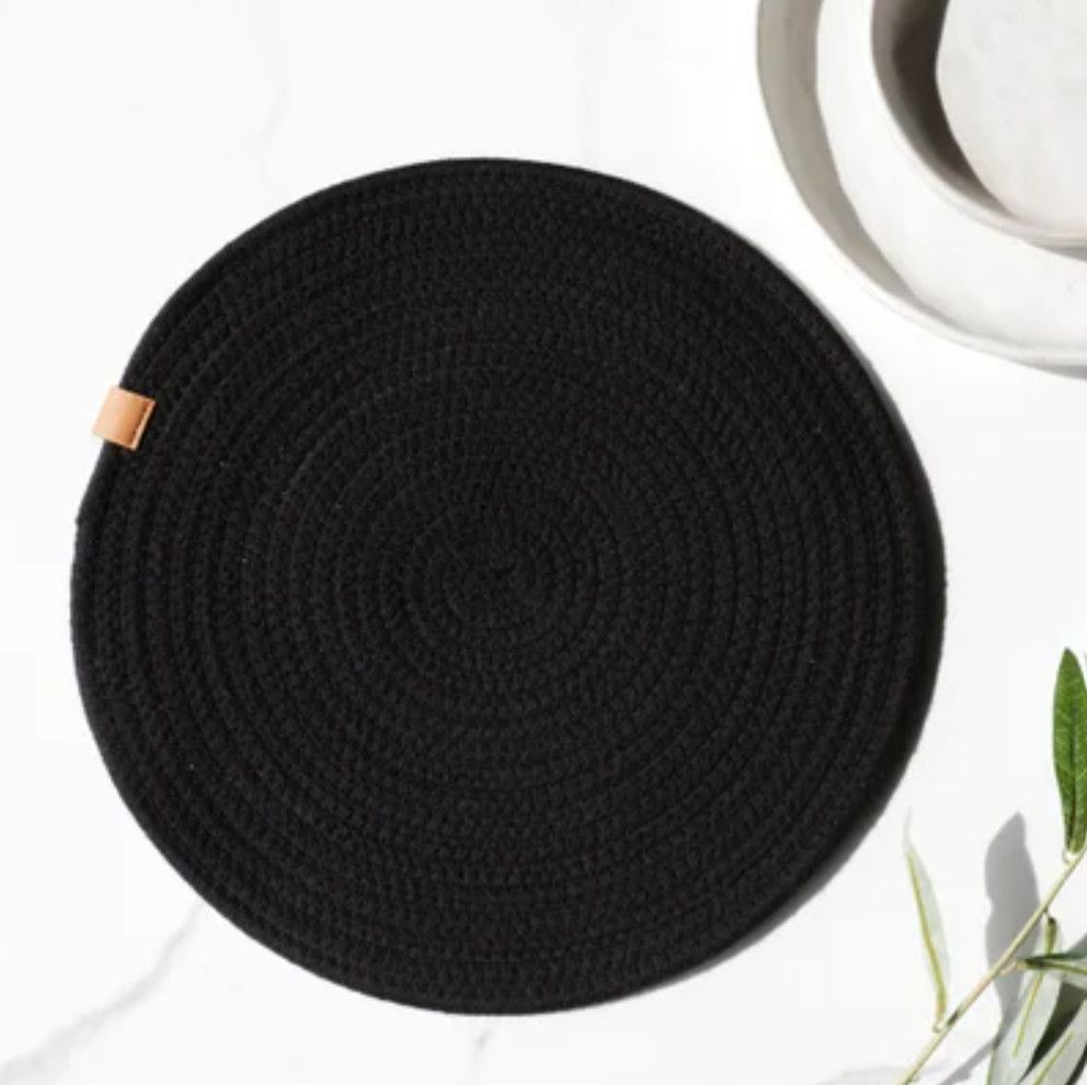 13&quot; Ebony Round Placemat