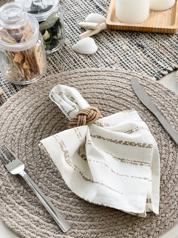 18&quot; Marbled Stripe Napkin