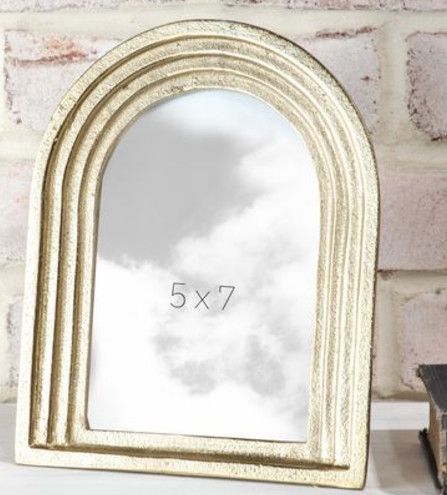 5x7 Gold Arch Frame