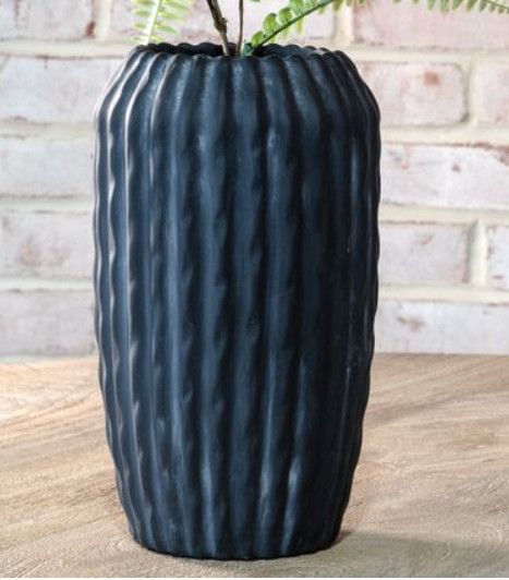 10&quot; Black Line Vase