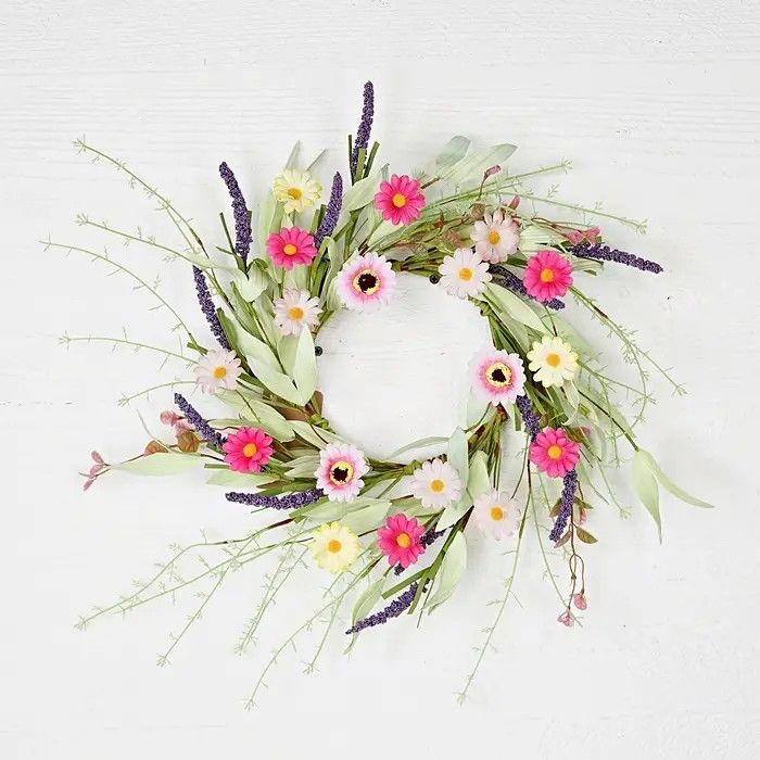16&quot; Mixed Daisy Wreath