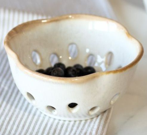 Splatter Berry Bin