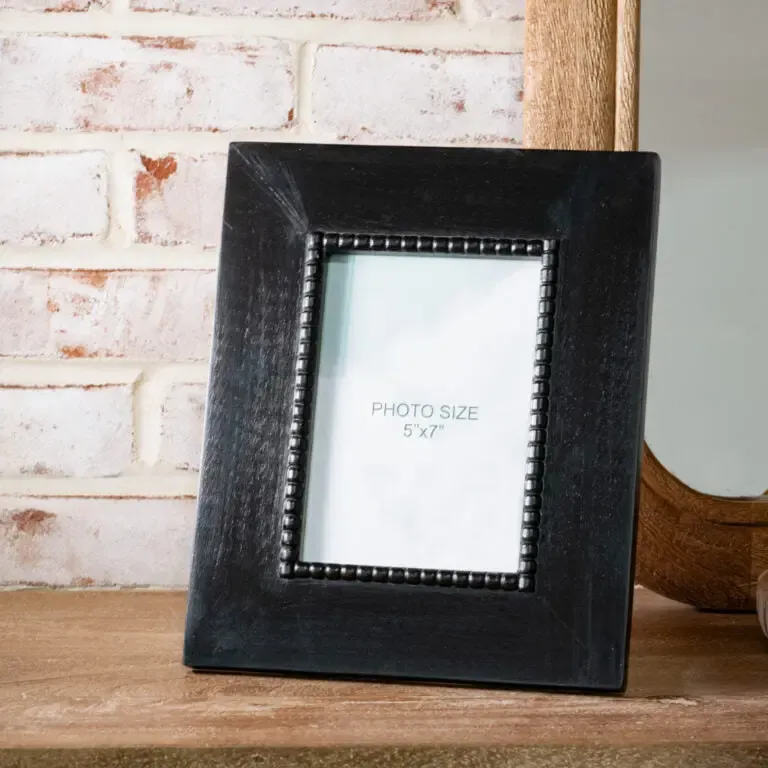 Frames, Signs &amp; Wall Art