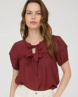 Brick Scallop Trim Top