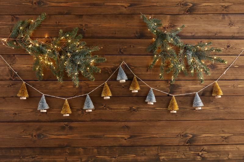 Glittered Bottle Brush Tree Garland
