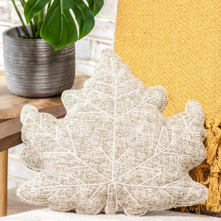 17&quot; Leaf Pillow