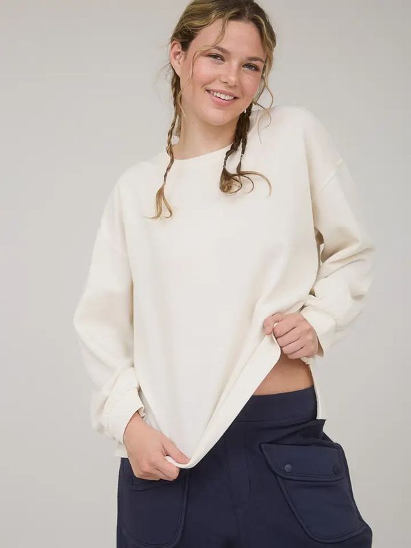 Round Neck Drop Shoulder Knit Top