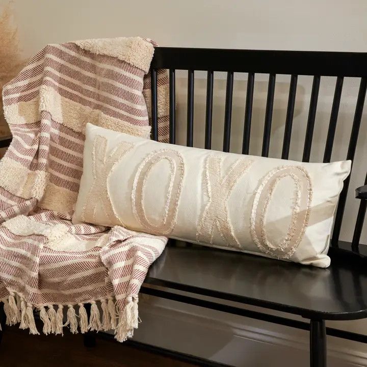 30" XOXO Pillow