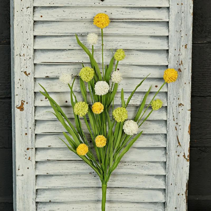 24" Yellow &amp; White Thistle Berry