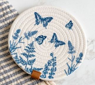 8" Round Butterfly Hot Pad