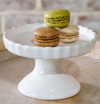 5.5" White Scalloped Pedestal